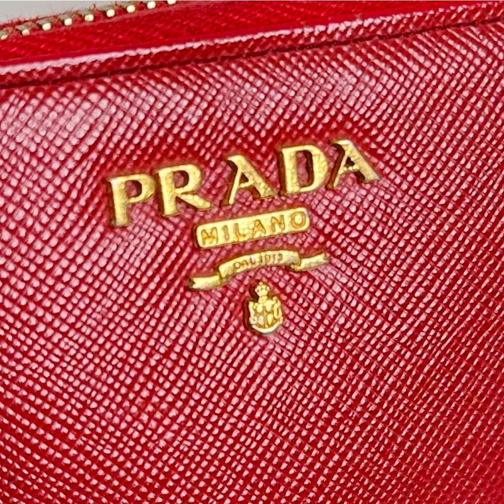Prada Red Saffiano Leather wallet with Gold Accents - Picture 3 of 8